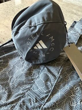 Stella McCartney Adidas Gray Wristlet/Clip Bag